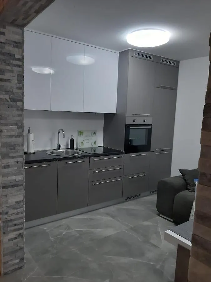 Bodul M. Apartment Vir